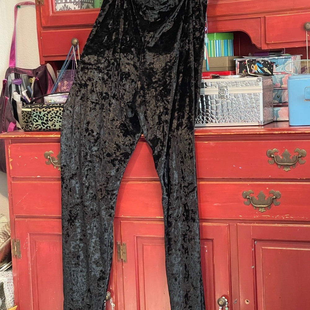 Black velvet pants NWOT shiny soft 2X